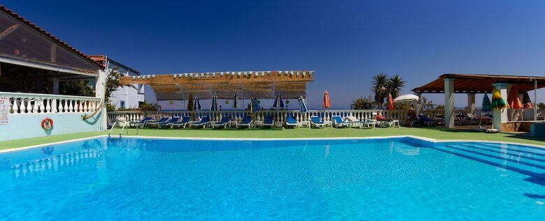 Aparthotel Andromaches Holiday Apartments