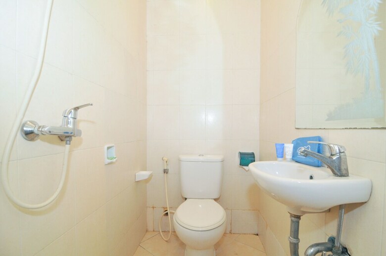 Hotel Airy Ujung Pandang Sungai Poso Makassar
