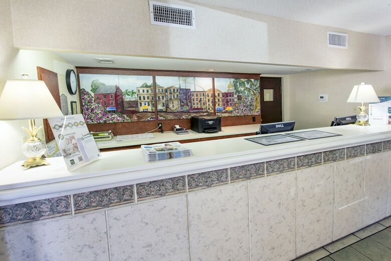 Hotel Quality Inn Savannah Historic District