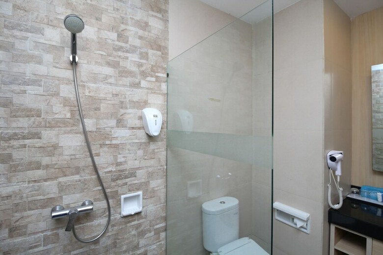 Hotel Airy Kuta Karang Tenget 15 Bali