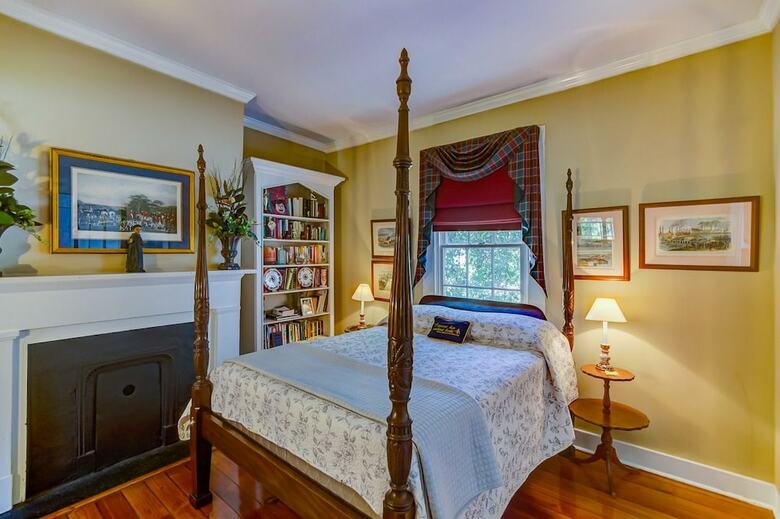 Hotel Steele Cottage