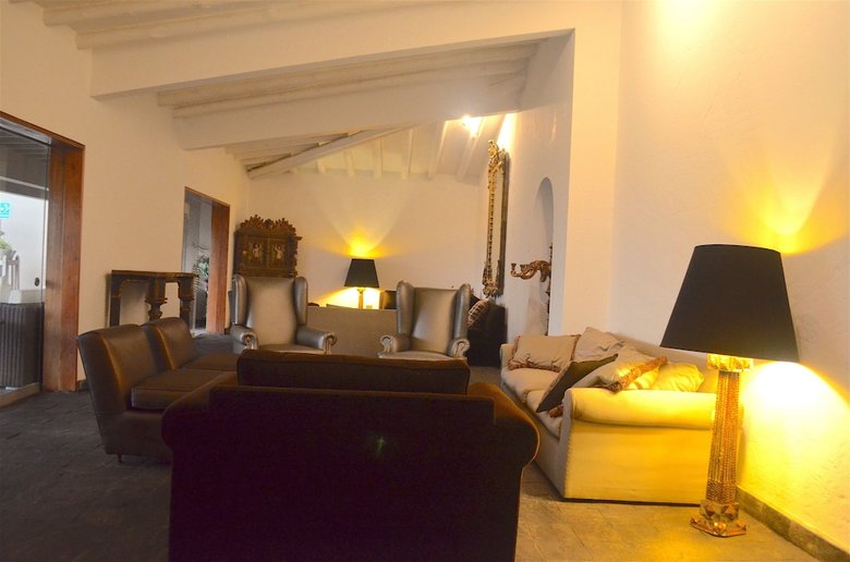 Hotel Empedrada Lodge