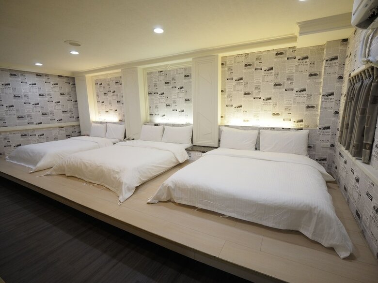 Heyue Hotel