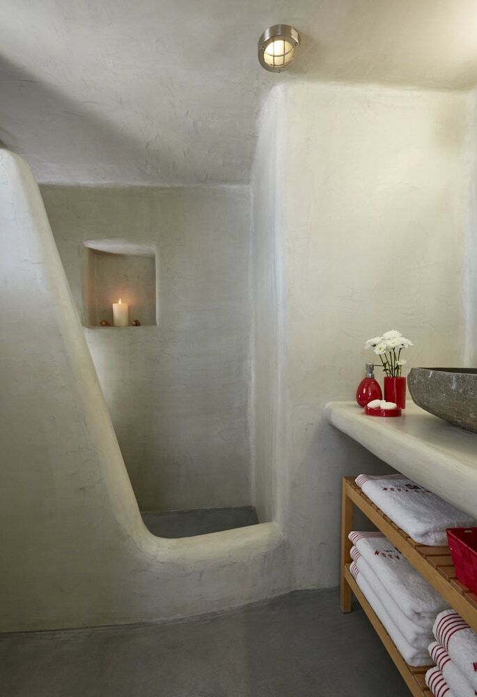 Villa Helianthus Suites