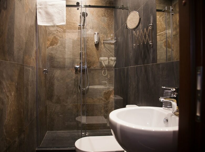 Sacvoyage Hotel