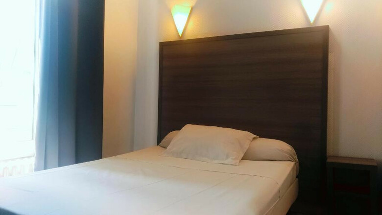 Hotel H�tel Du Globe 18