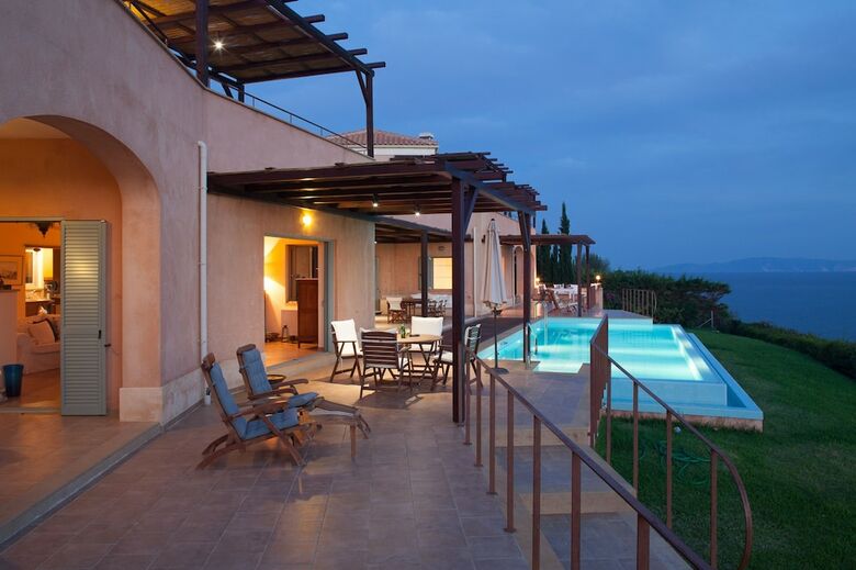 Ai Helis Absolute Villas