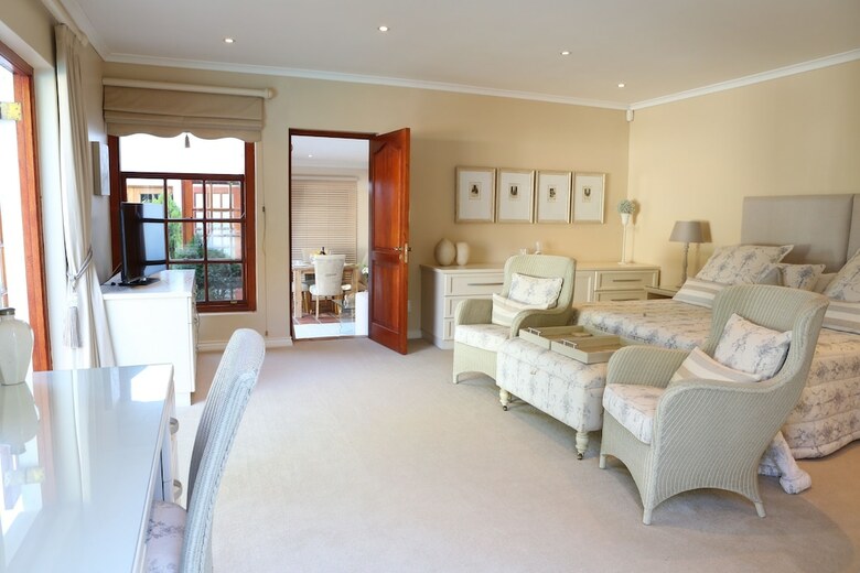 Constantia Garden Suites