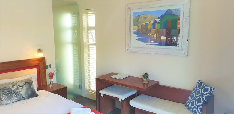 Hotel Dunkley House