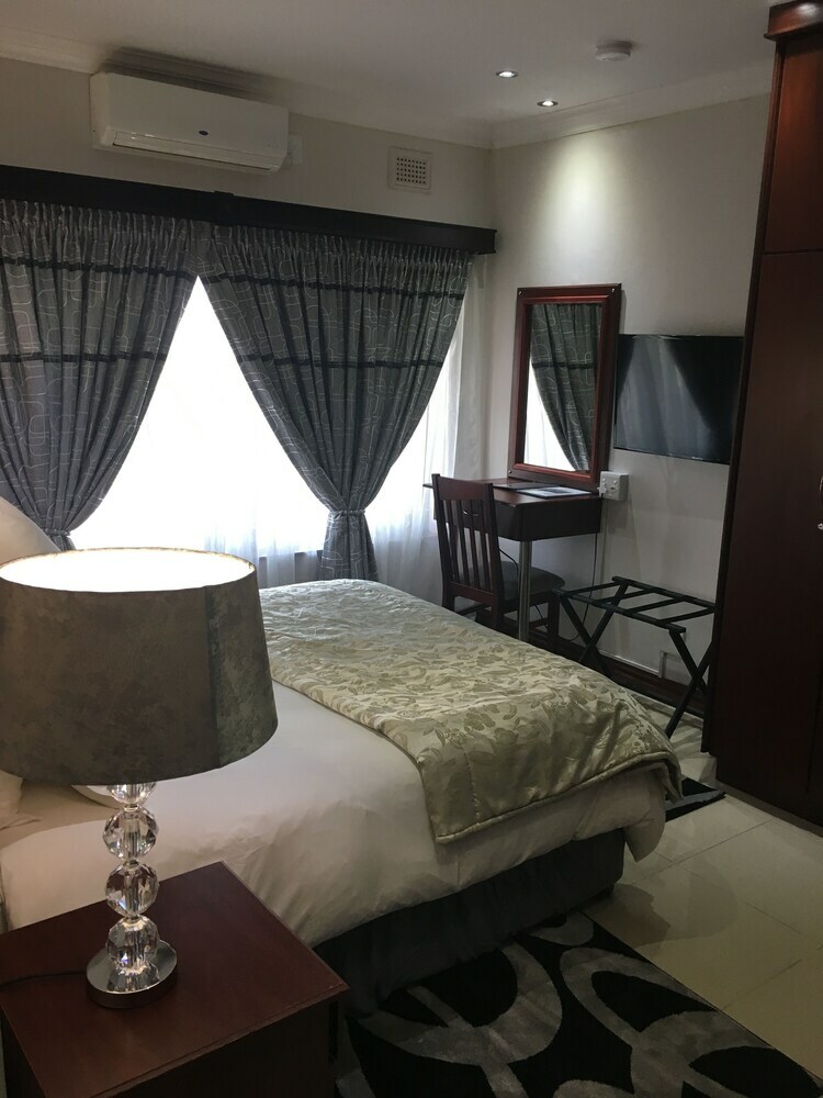 Hotel The Meritus