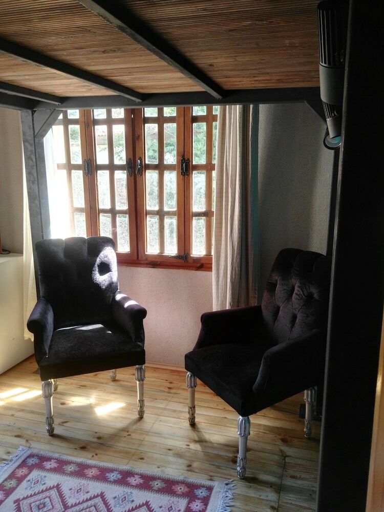 Hotel Wood House