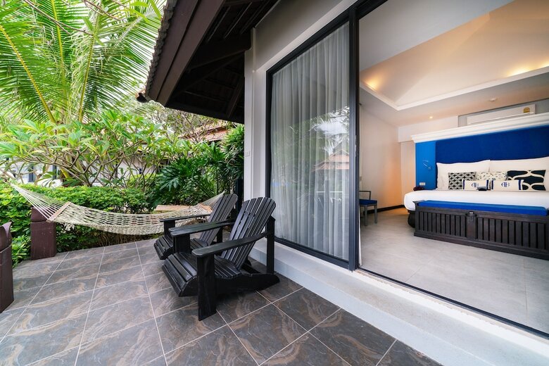 Hotel Akyra Beach Resort Phuket