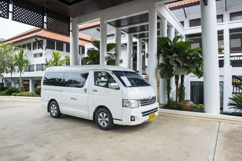 Hotel Akyra Beach Resort Phuket