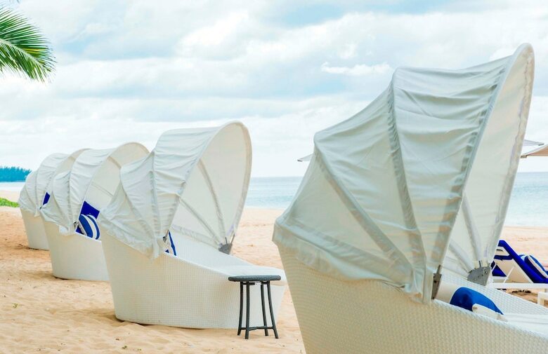 Hotel Akyra Beach Resort Phuket