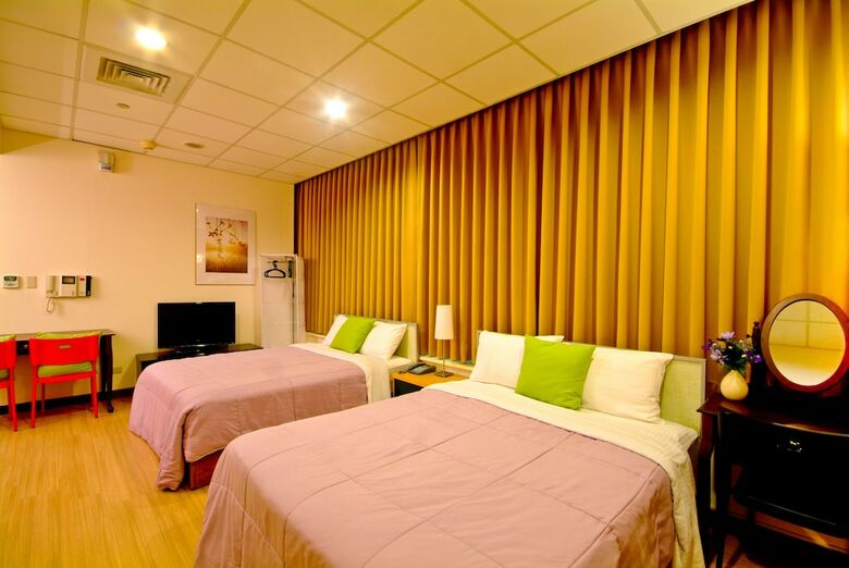 85 Skycity Hotel