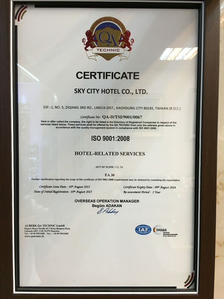 85 Skycity Hotel