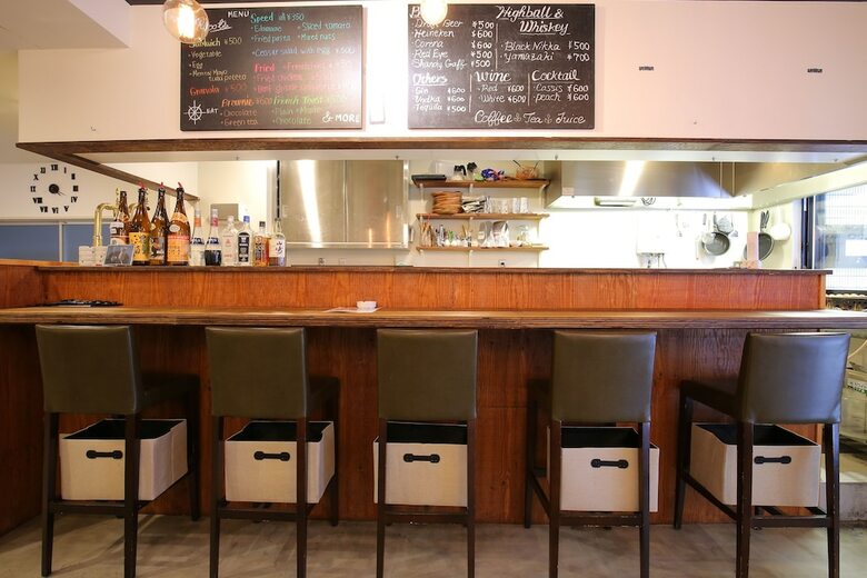 Hostal Roots Hostel
