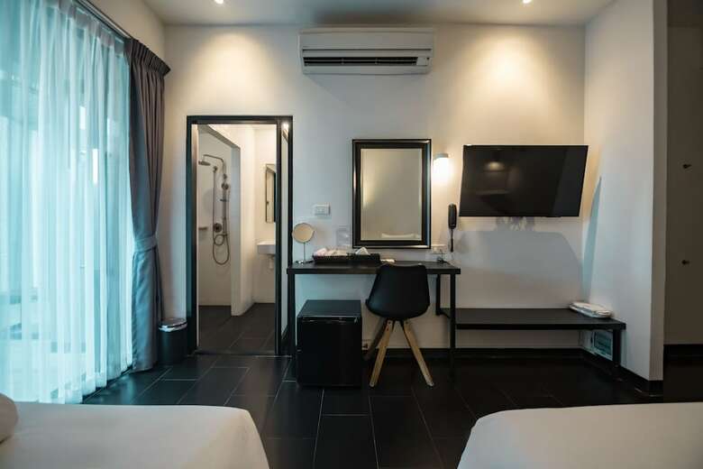 Iwualai Hotel