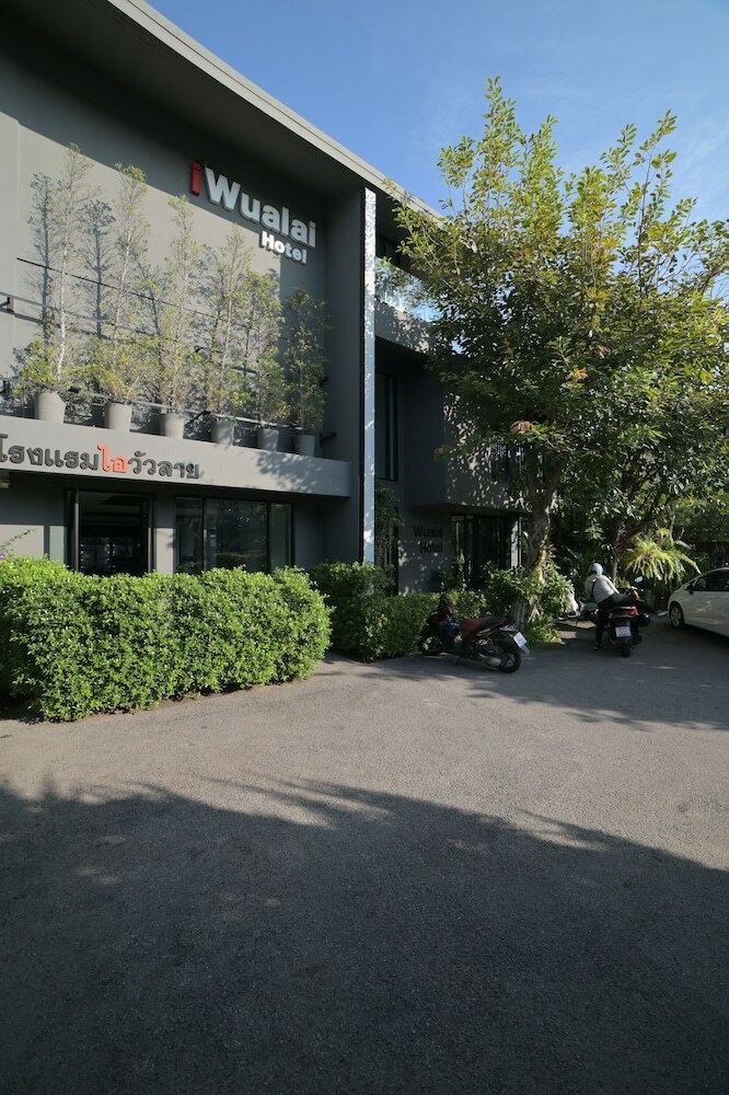 Iwualai Hotel