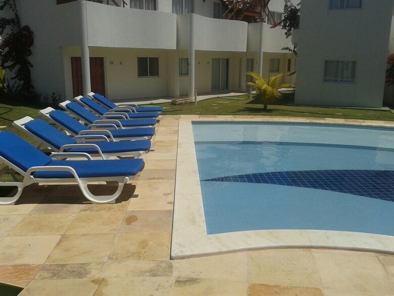 Hotel Condom�nio Para�so De Maracaja� IV