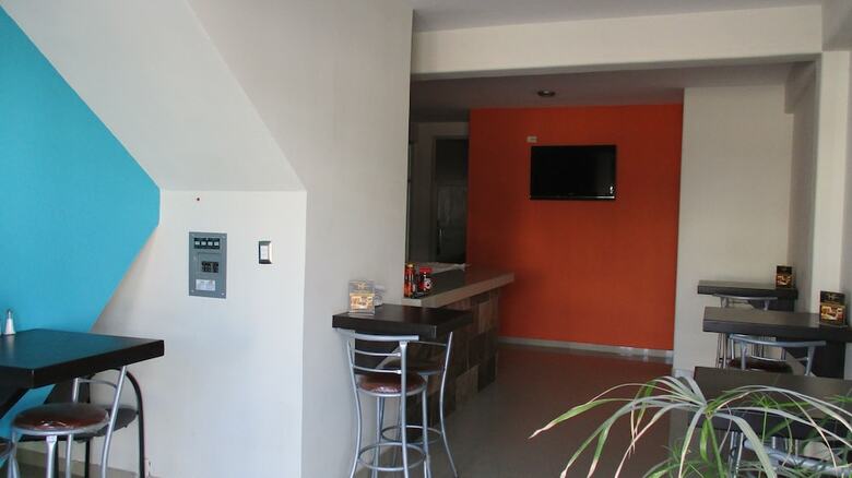 Hotel Flores