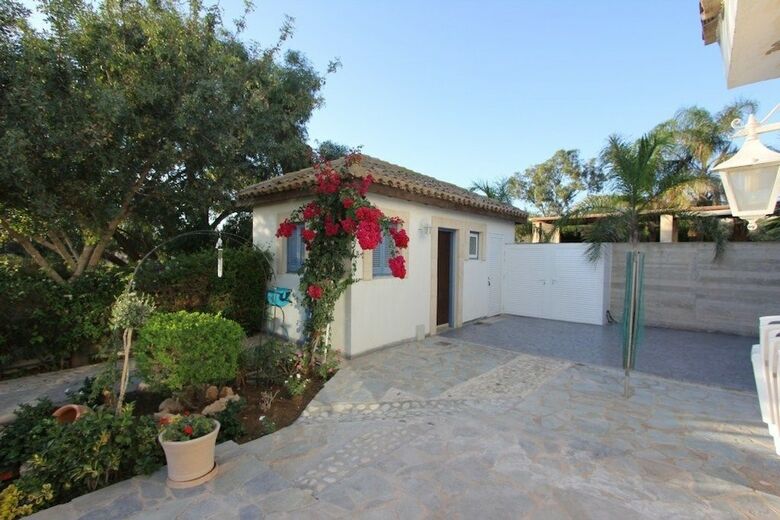 Protaras Villa Mazeri