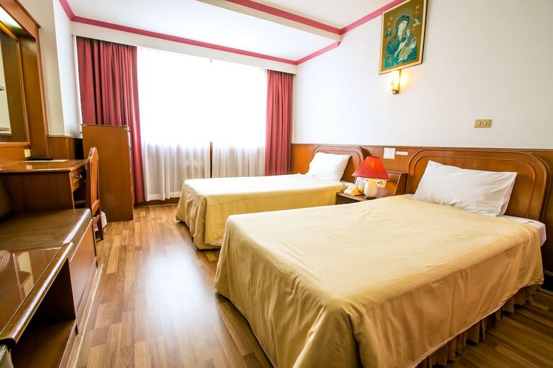 Elizabeth Hotel