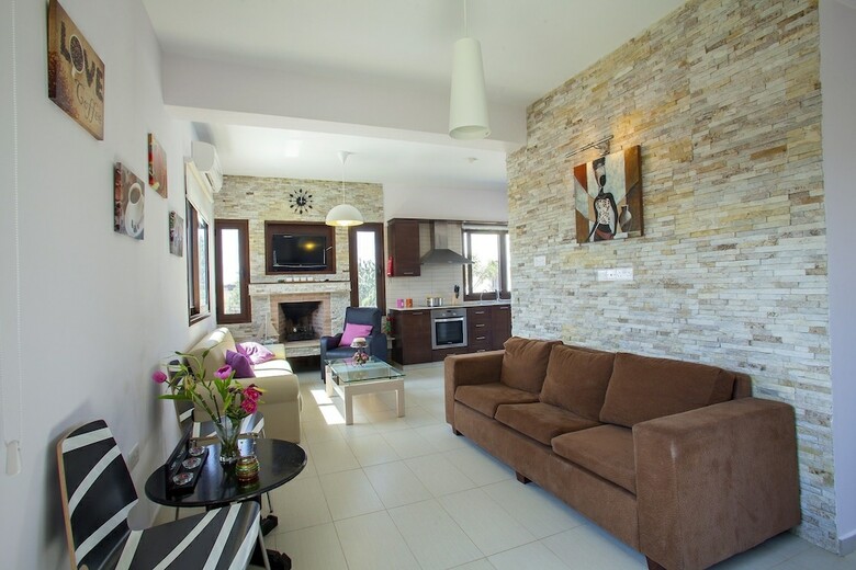 Villa Grecos Grove