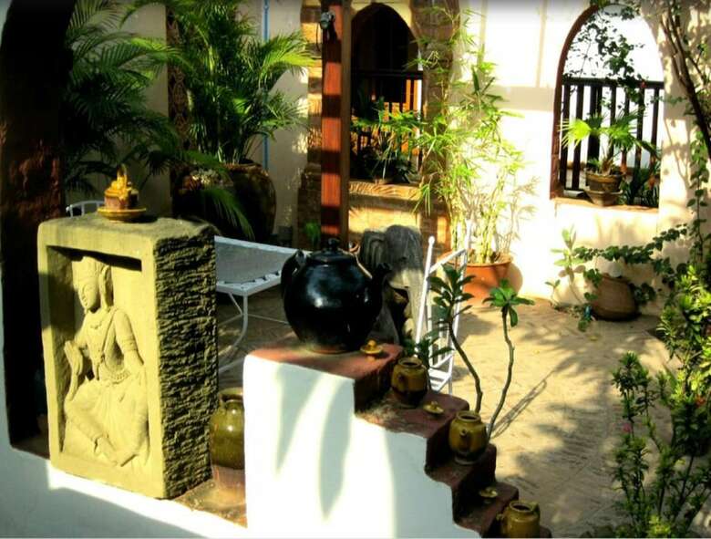 Thurizza Hotel