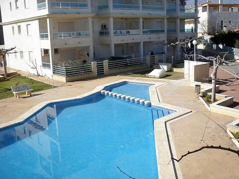 Apartamentos Punta Canaret 3000