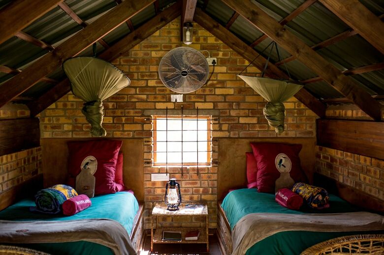 Woodlands Stop Over And Lodge