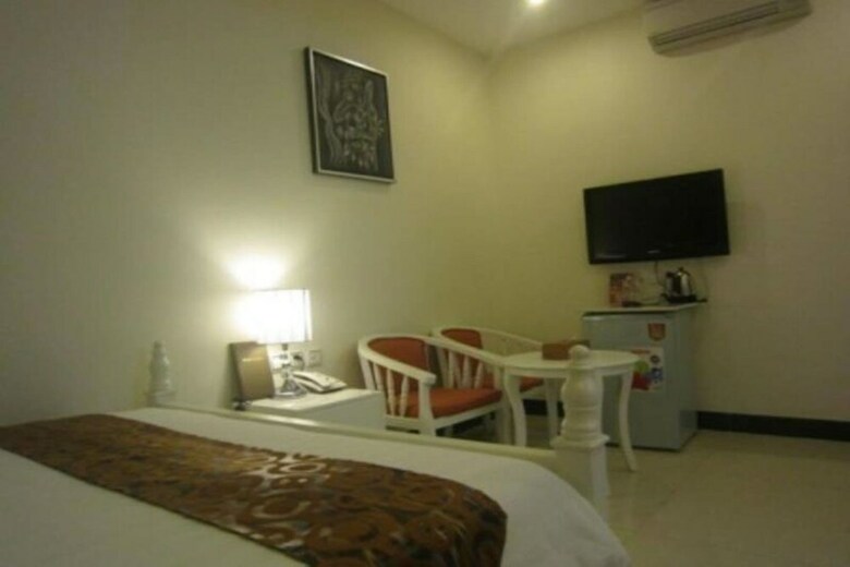 Queen Central Apartment-hotel