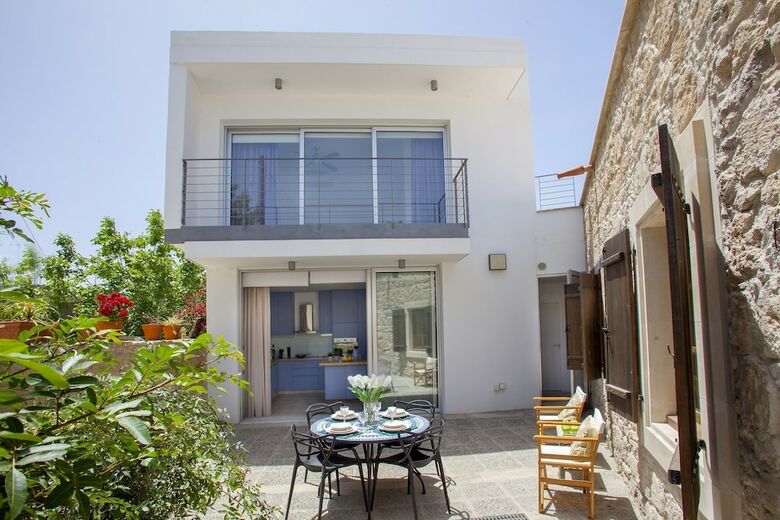 Villa Mesogi Stone Cottage