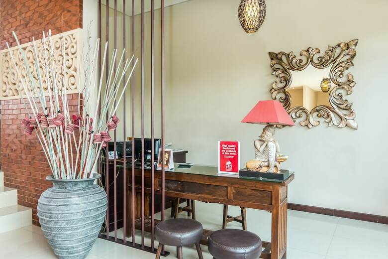 Hotel Zen Premium Seminyak Eka Laweya