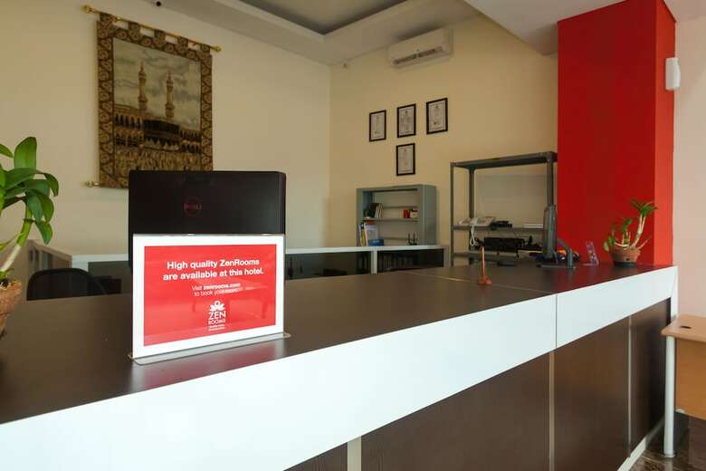 Hotel Zen Rooms Kuta Puri Demak