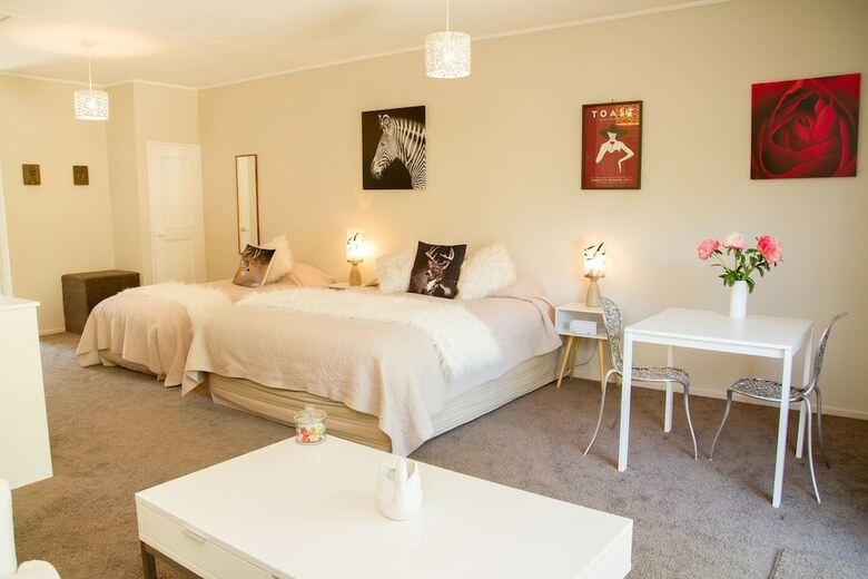 Bed & Breakfast Swan House