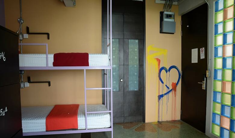 Hotel Zen Hostel Silom 14