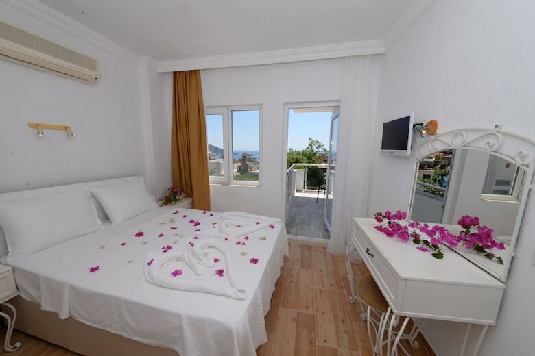 Neruda Pension