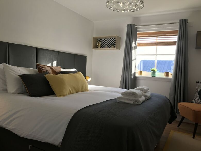 St Andrews Square Apartments
