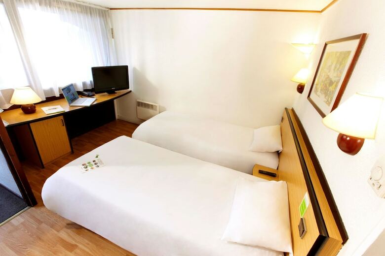 Hotel Campanile Besancon Ouest - Ch�teaufarine