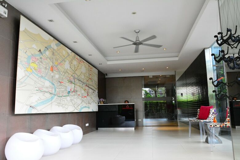 Trinity Silom Hotel