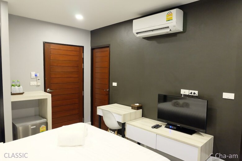 C Cha-am Hotel