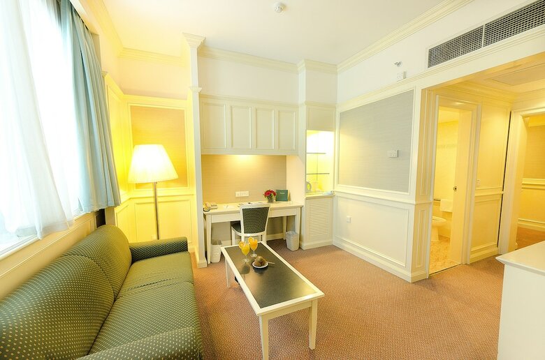 Park Avenue Hotel