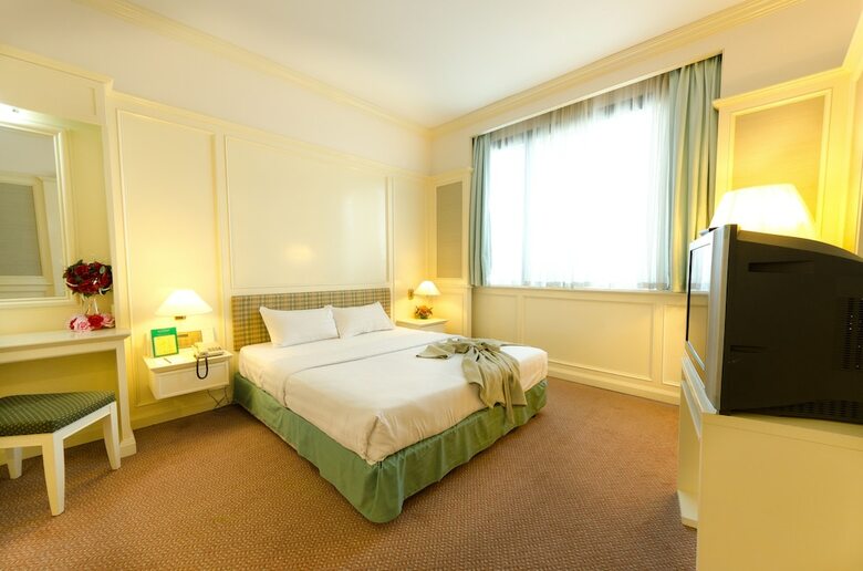 Park Avenue Hotel