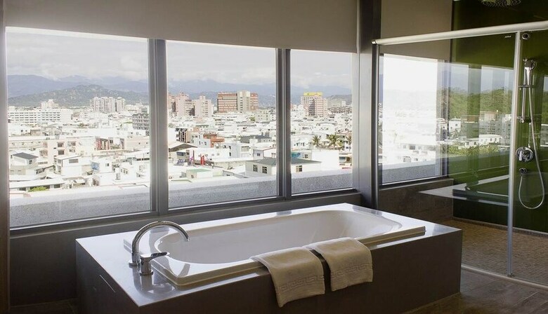 Hotel The Suites Taitung