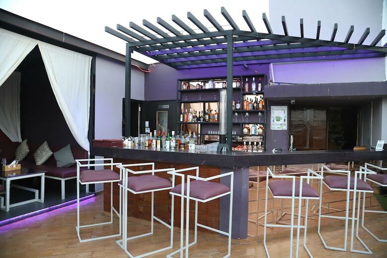Hotel Residency Palace