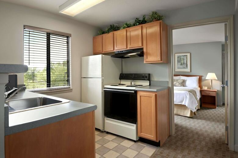Hotel Hawthorn Suites By Wyndham Overland Park