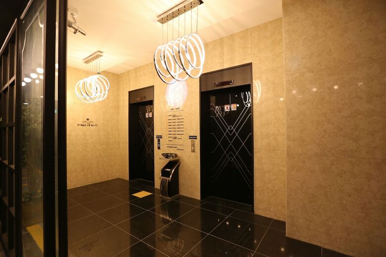 Le Idea Hotel