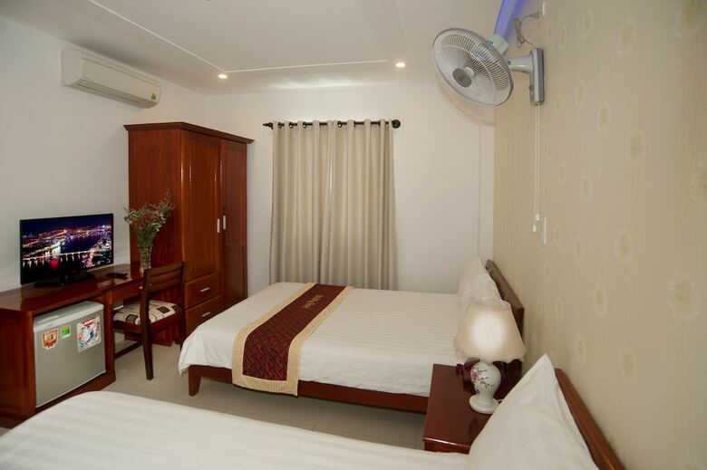 Phuong Tung Hotel