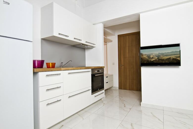 Nula Apartments